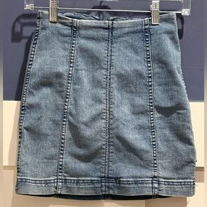 Free People Light Blue Denim Mini Skirt Size 0